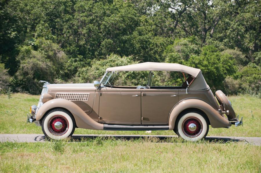  Ford DeLuxe Phaeton 1935 года  (фото 30 из 33)